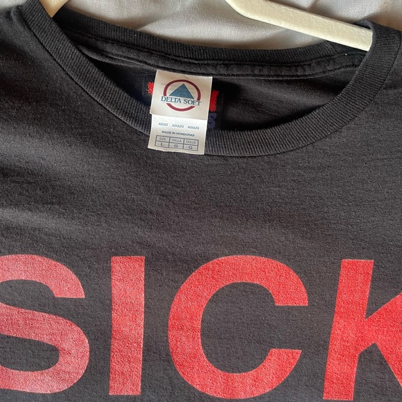 Teen Hearts Graphic Tee Long Sleeve - Picture 4 of 4